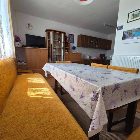Guesthouse Milka Poljanak Εξωτερικό φωτογραφία